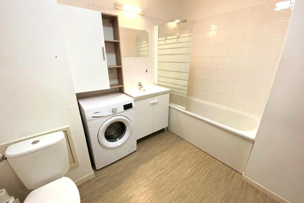 Appartement Proche Chu Avec Balcon Et Parking 릴 외부 사진